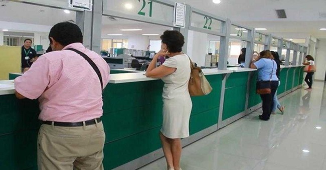 ‘Es más fácil morirse que jubilarse en el IMSS’