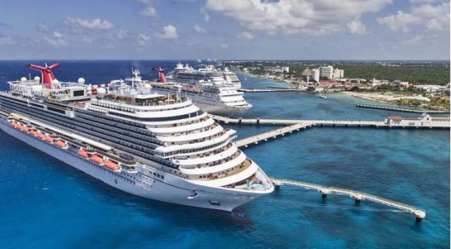 Cancún: europeos con pánico infundado huyen de asiáticos en los “tours”