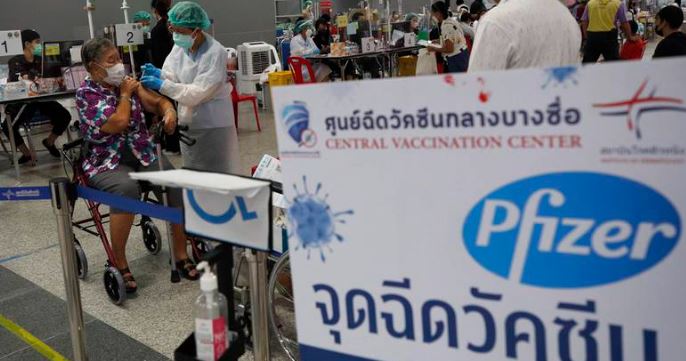 Tailandia elimina restricciones contra COVID-19 y regresa a la ‘vieja normalidad’