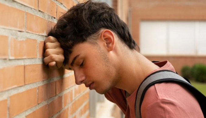 Así afecta el ghosting la salud mental de los adolescentes