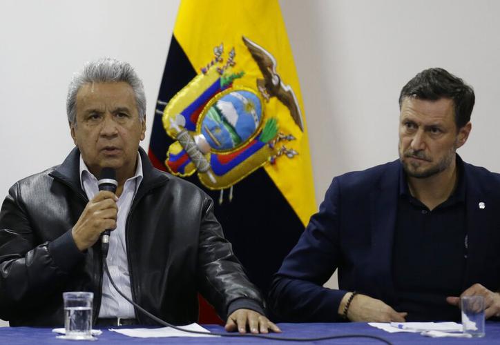 Presidente de Ecuador deroga decreto que elimina subsidios a combustibles