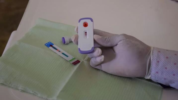 La Corte ampara a pacientes con VIH; ordena al IMSS no interrumpir tratamiento