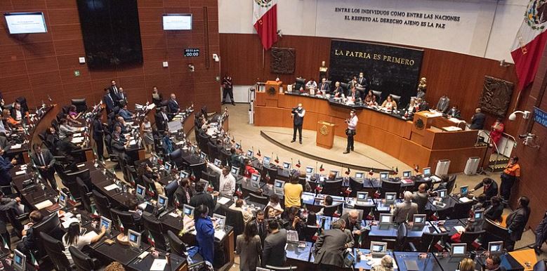 Aprueban pluris al Senado; Morena queda a tres votos de la mayoría calificada