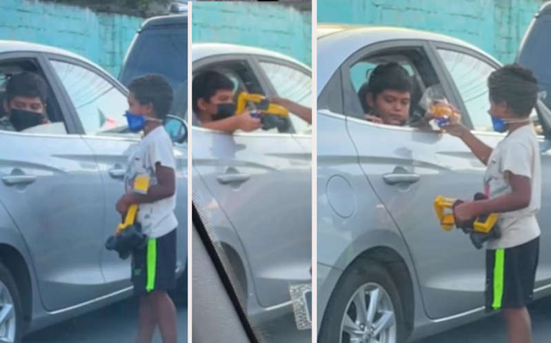 Niño se hace viral por compartir juguetes con menor que limpiaba parabrisas