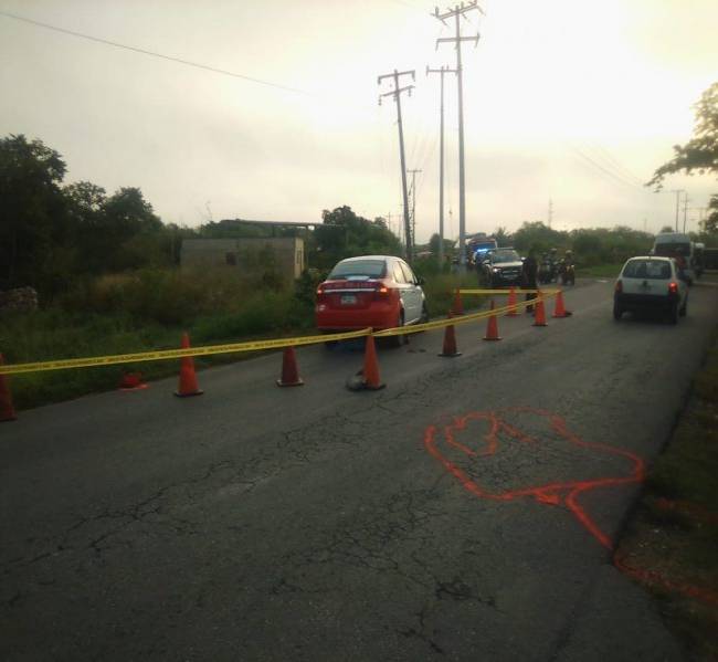 Yucatán: Empleada de seguros arrolla y mata a moto-taxista