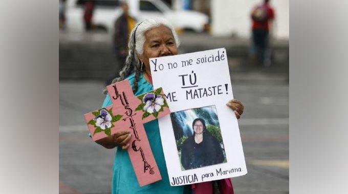 Madre de víctima de feminicidio pide a Sheinbaum luchar contra la violencia