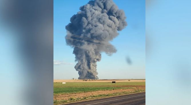 Texas: Miles de vacas mueren tras explosión e incendio en una granja