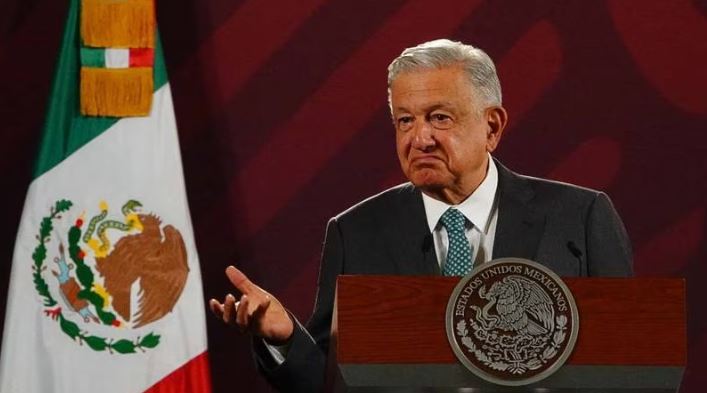 Punto para Xóchitl: INE ordena a AMLO no hablar de temas electorales