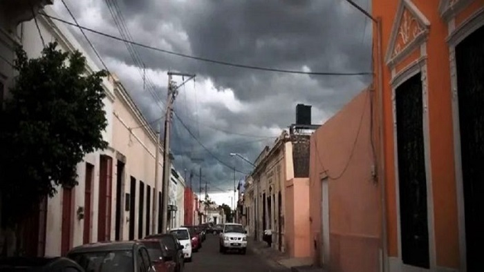 Pronóstico del tiempo:  Calor y nublados en Yucatán