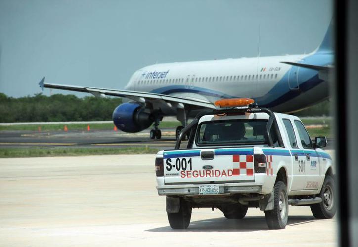Mérida: Aterriza avión en el aeropuerto de Mérida... muere una pasajera