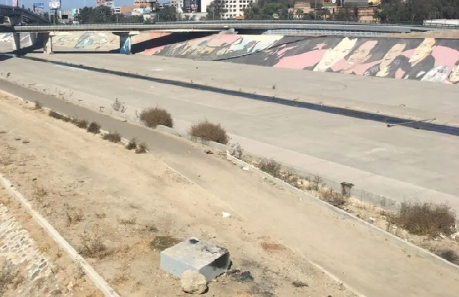Encuentran cadáver en canalización del Río Tijuana