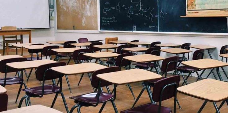 Covid deja a más de 400 niños en cuarentena por reinicio de clases en Florida