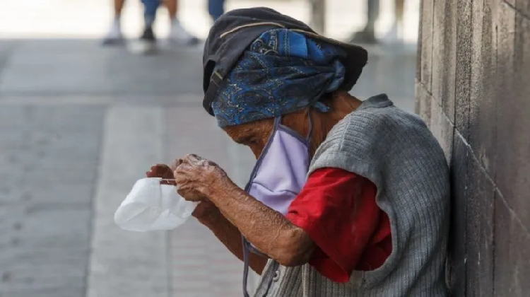 ¡Ojo! Mal uso de cubrebocas se convierte en foco de infección