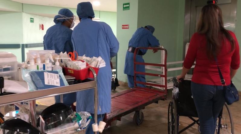 El IMSS no reconoce al covid-19 como riesgo de trabajo, denuncian