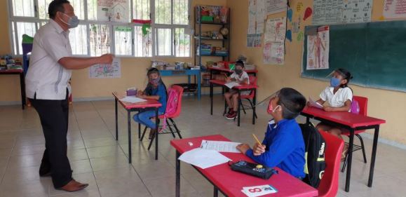 El 88% de maestros de escuelas públicas en Yucatán regresó a las aulas
