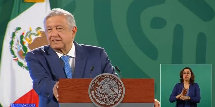 Pediré permiso a Anaya para tomarme una caguama: AMLO