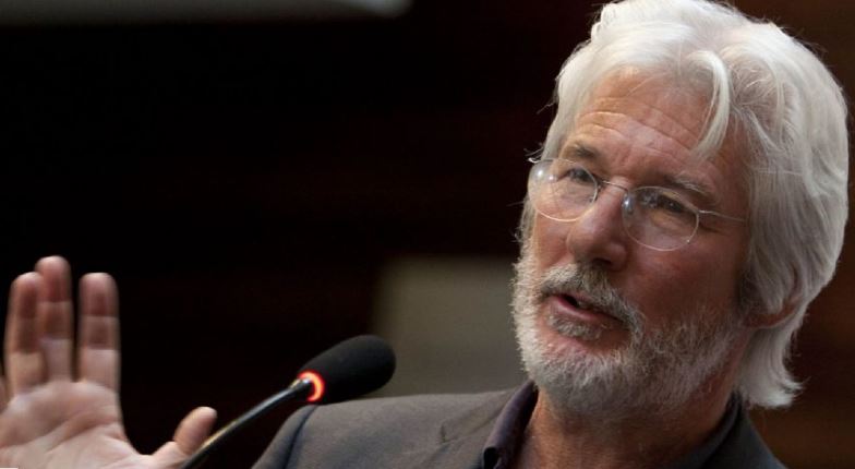 Reportan grave a Richard Gere; lo Hospitalizan de emergencia en México