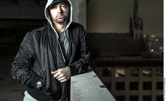 Eminem comparte su número telefónico en redes sociales y promete contestar