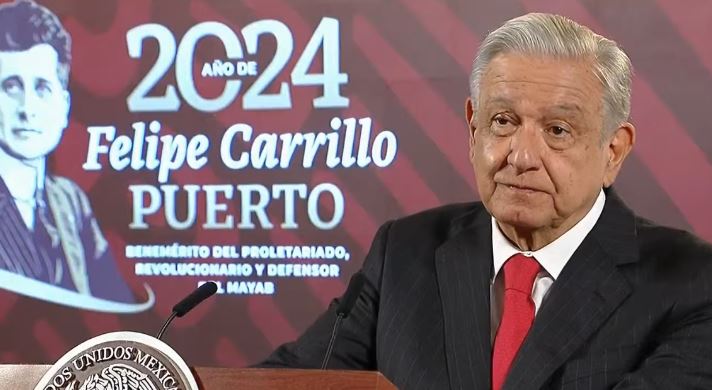 ¡Hay prioridades! AMLO insta al INE a investigar uso de bots en su contra