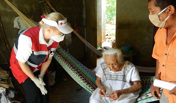 Yucatán: Fundación Bepensa dona apoyo alimentario a damnificados de Cristobal