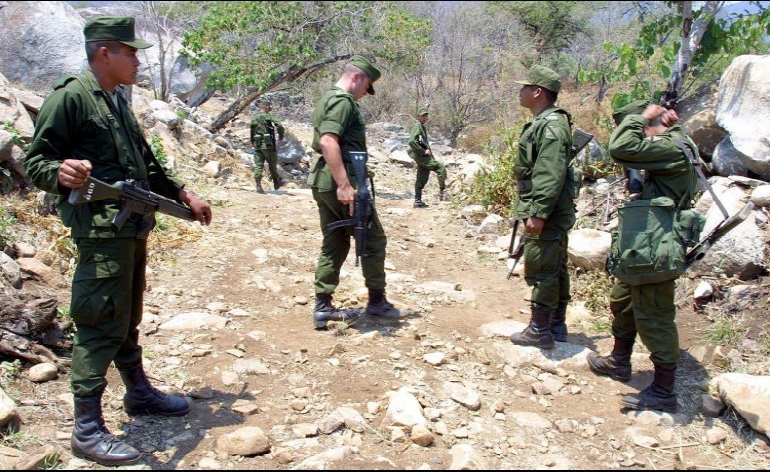 Impiden que militares en Guerrero destruyan cultivos de amapola