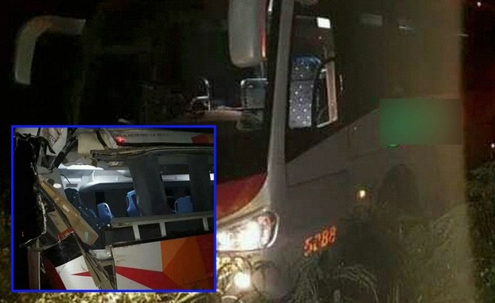 Camión se sale de carretera en la Mérida-Cancún; una embarazada lesionada