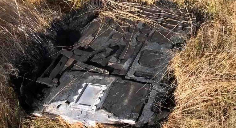 Cae extraño objeto desde el espacio en granja de Australia