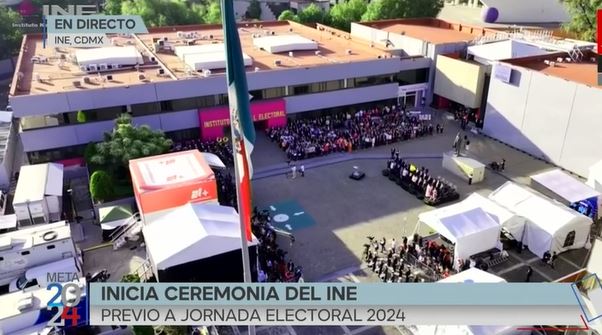 El INE arranca jornada electoral con ceremonia cívica y con llamado a votar