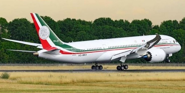 Versión de que el avión presidencial regresaría a México para uso de AMLO