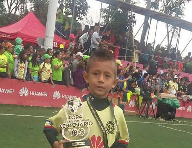 El goleador cancunense de 11 años de edad un "crack" en ciernes