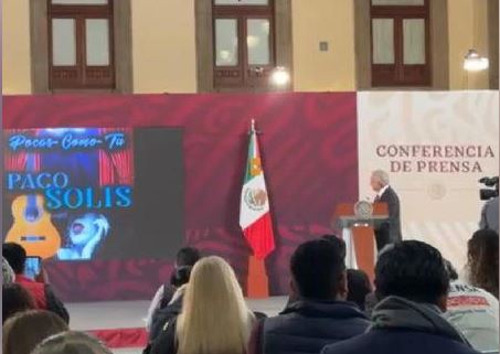 AMLO responde a la denuncia de Xóchitl Gálvez... con una canción