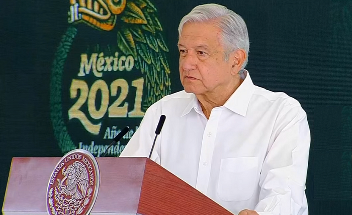 "No quieren que vayan sus hijos a la escuela, pues no los manden": López Obrador