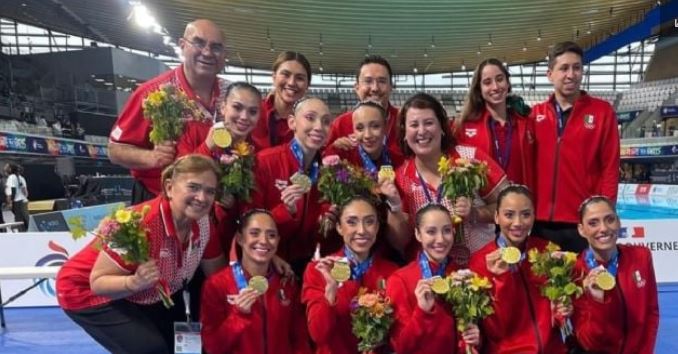 Pese a maltratos en natación artística el equipo mexicano peleará por medalla