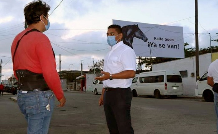 Comienza la guerra sucia en Progreso; instalan mantas contra el alcalde
