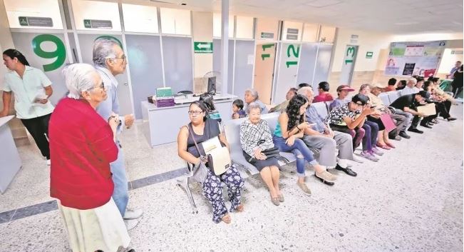 Información de pacientes hospitalizados será sólo por teléfono: IMSS